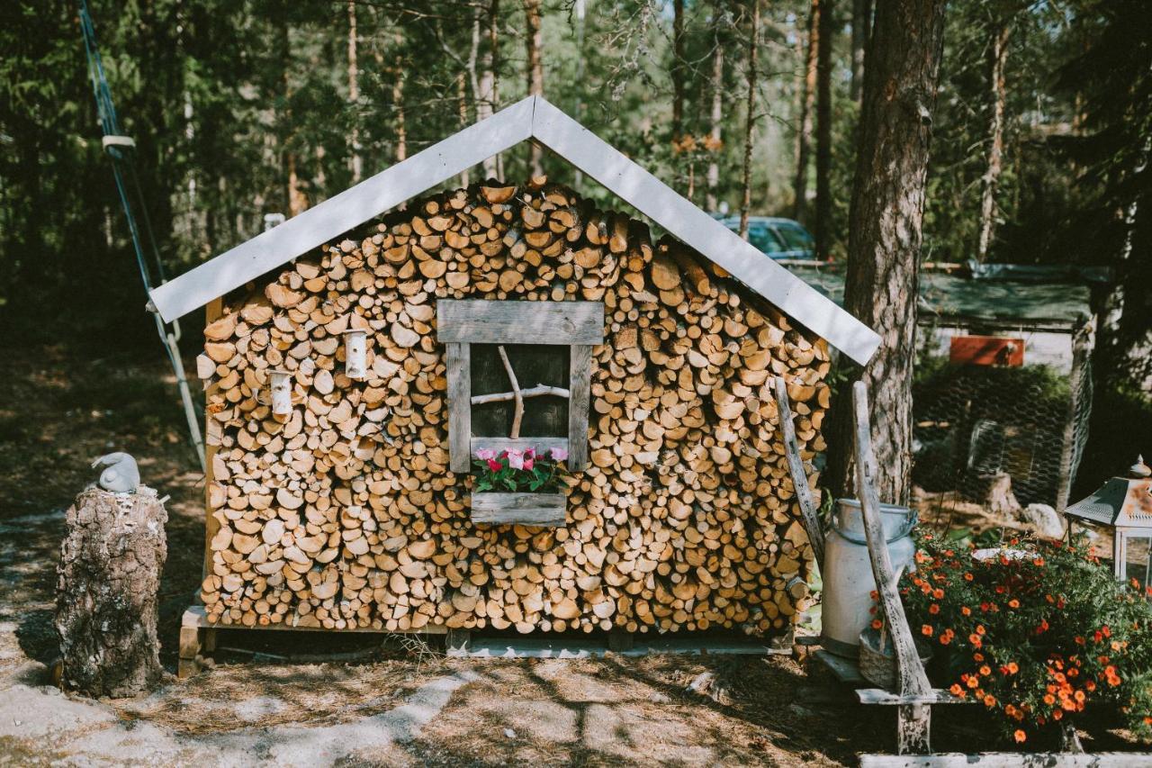 B&B Elaemys Aemmi Sauvo Kültér fotó